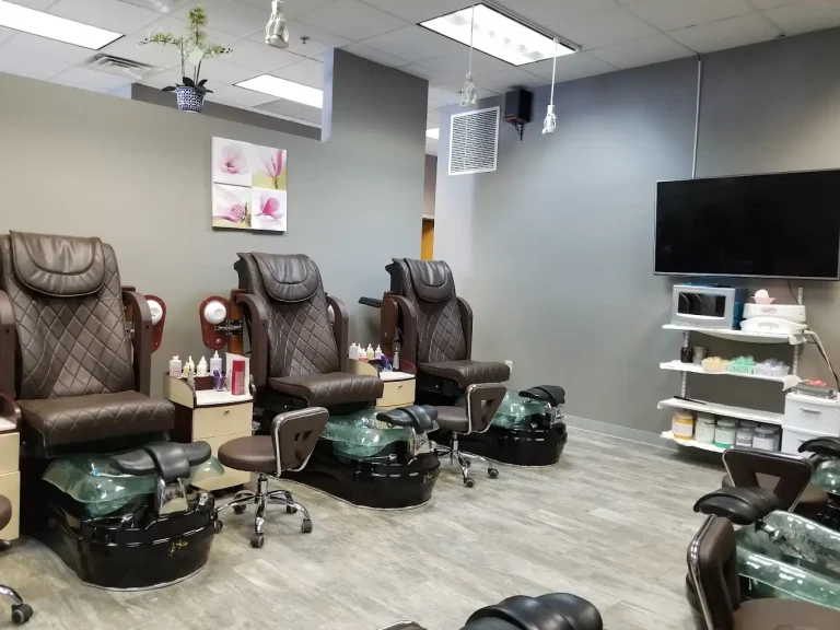 polished nail lounge appleton wi 768x576